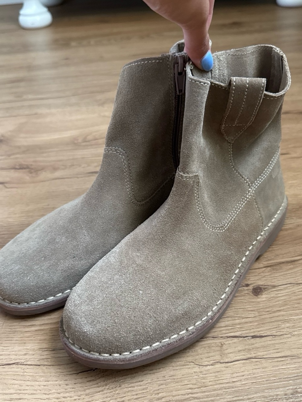 Zara Suede Ankle Boots in Light Brown/Tan